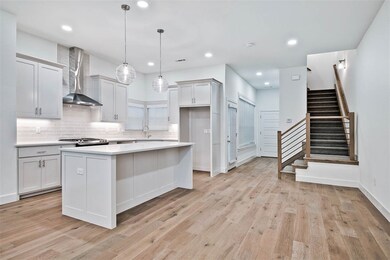 502 W Persimmon St, Rogers, AR 72756 - photo 5