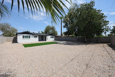 3239 E Virginia Ave, Phoenix, AZ 85008 - photo 4