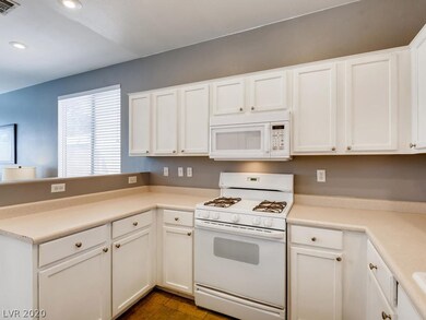 2655 Heathrow St, Las Vegas, NV 89135 - photo 4