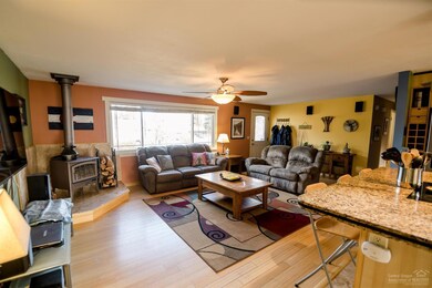 1653 NE Pheasant Ln, Bend, OR 97701 - photo 4