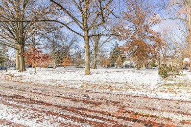 2406 Havenwood Dr N, Columbus, OH 43209 - photo 7