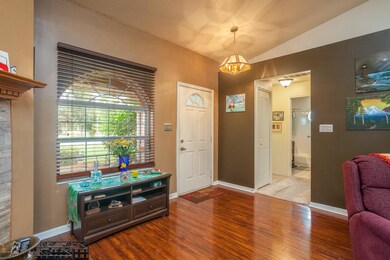 5315 Fay Blvd-12