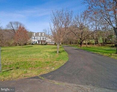 7411 Huntsmans Dr, Warrenton, VA 20186 - photo 2