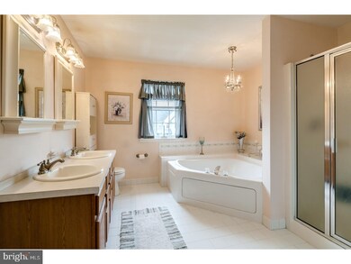 360 New Castle Ln, Swedesboro, NJ 08085 - photo 4