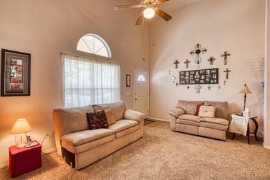 421 Katherine Dr, Horizon City, TX 79928 - photo 4