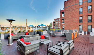 unlisted-address, Evanston, IL 60201 - photo 7