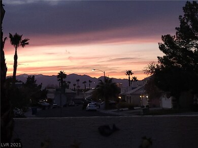 2648 White Pine Dr, Henderson, NV 89074 - photo 3