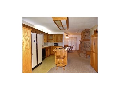 The dining room & laundry room is adjacent to the kitchen as well.