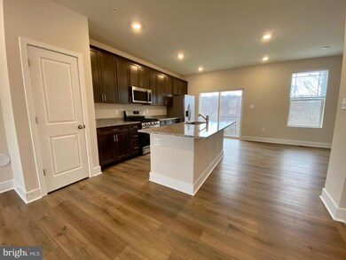 7867 Bluelick Run Rd, Windsor Mill, MD 21244 - photo 4