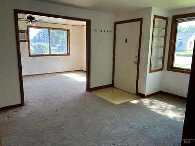 411 Garland St, Nampa, ID 83686 - photo 5