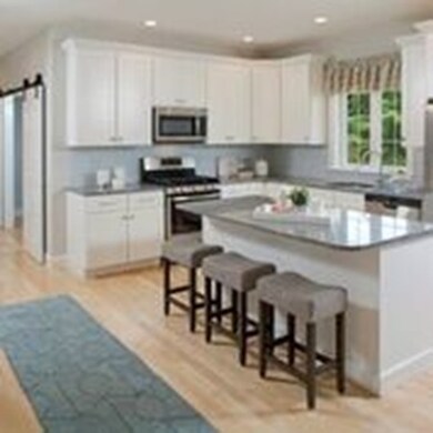 10 Longwood Ln unit 10, Hanover, MA 02339 - photo 4