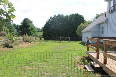 180 Hadley Rd, Sunderland, MA 01375 - photo 4