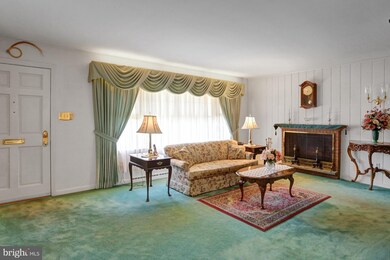 405 Wheatland Ave, Reading, PA 19607 - photo 6