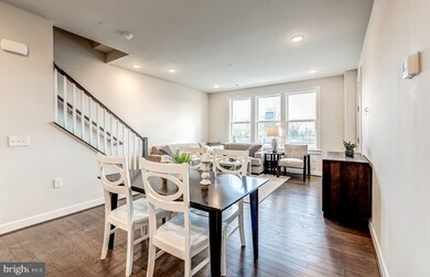 13334 Arrowbrook Centre Dr unit 112, Herndon, VA 20171 - photo 6