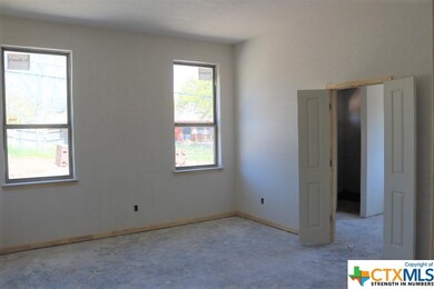 1033 Republic Cir, Copperas Cove, TX 76522 - photo 6