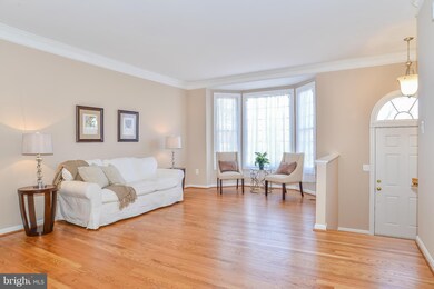 2202 Journet Dr, Dunn Loring, VA 22027 - photo 3