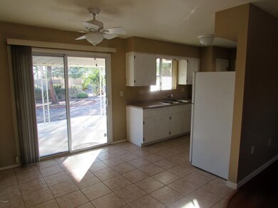 Eat in area off kitchen