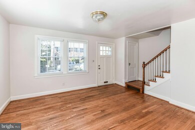 2051 N Brandywine St, Arlington, VA 22207 - photo 3