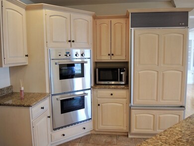 27 College Rd, Wellesley, MA 02482 - photo 4