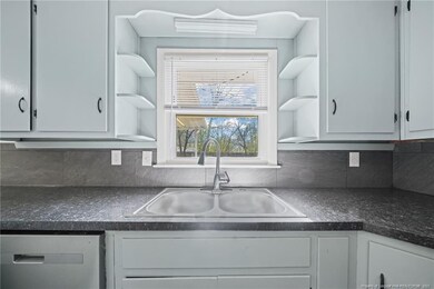 7557 Decatur Dr, Fayetteville, NC 28303 - photo 5