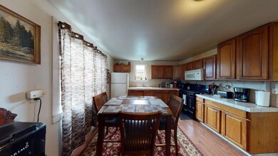 24-web-or-mls-4065-4063-Little-Fairfield