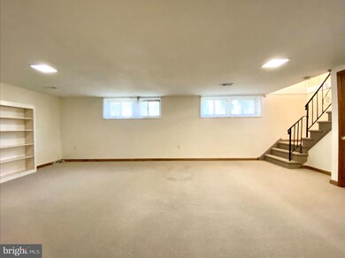 3621 N Clearwater Ln, Brookhaven, PA 19015 - photo 7