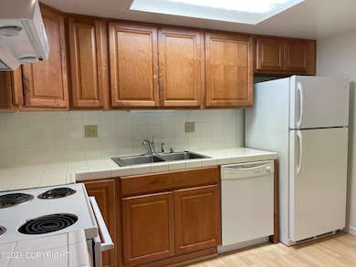 4320 Checkmate Dr unit 2, Anchorage, AK 99508 - photo 4