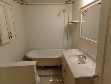 unlisted-address, Orting, WA 98360 - photo 7