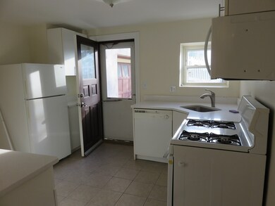 81 Crystal Cove Ave unit 1, Winthrop, MA 02152 - photo 4