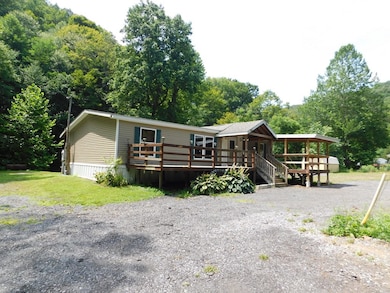 14061 Smith Valley Rd, Mapleton, PA 17052 - photo 2