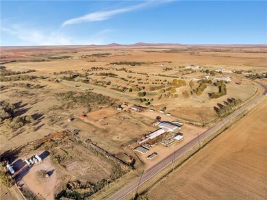AMAZING COMMERICIAL PROPERTY WITH LIVING QUARTERS