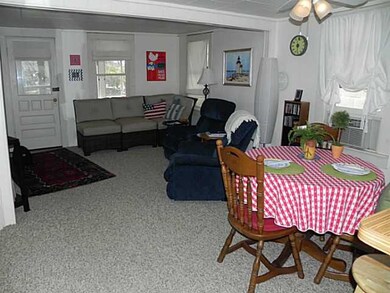 Dining Room Living/Dining Room