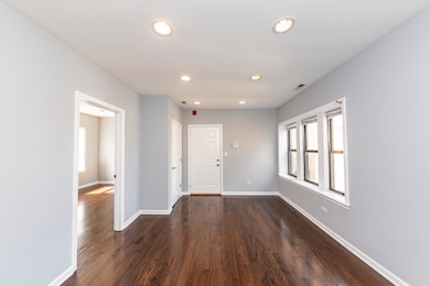 1010 S 1st Ave unit 201, Maywood, IL 60153 - photo 3