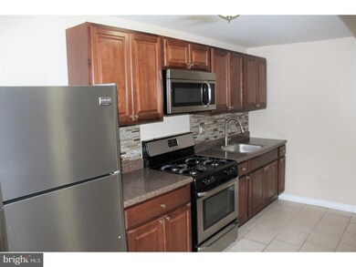 215 Golf Rd, Darby, PA 19023 - photo 4