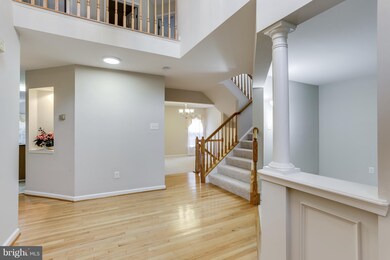 11245 Chaucers Ridge Ct, Laurel, MD 20723 - photo 2