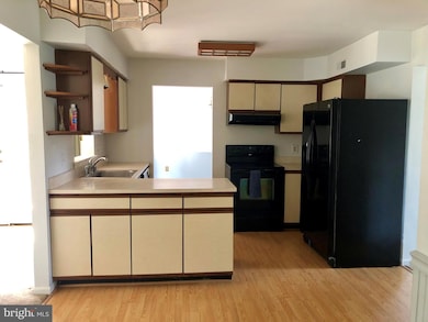 5 Lilac Ct, Newark, DE 19702 - photo 4