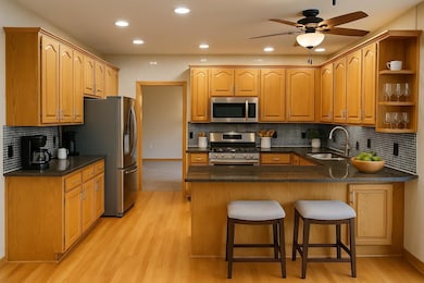 5887 Blackberry Bridge Path, Inver Grove Heights, MN 55076 - photo 6