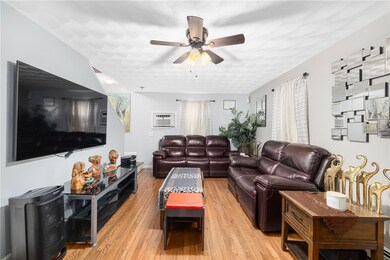 397 Pine St, Providence, RI 02903 - photo 4