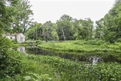 1 Locust Ave, Rehoboth, MA 02769 - photo 5