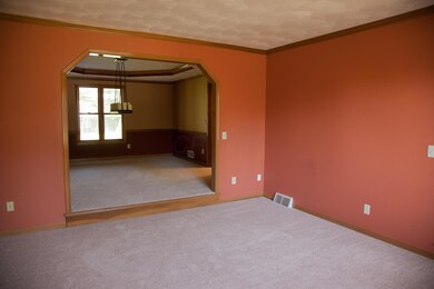 6300 Alissa Ln, Columbus, OH 43213 - photo 6