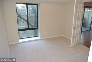 6145 Leesburg Pike unit 205, Falls Church, VA 22041 - photo 7