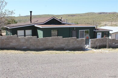 View of home's exterior