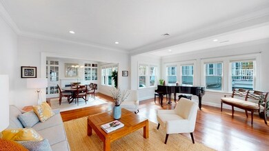 212 Winchester St unit 2, Brookline, MA 02446 - photo 3