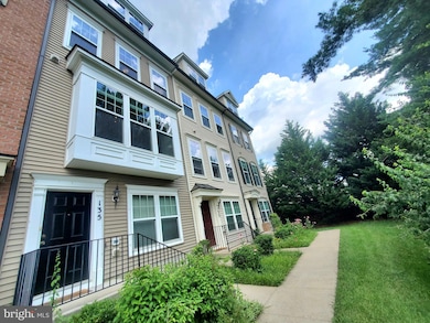 135 Prado Ln unit 2902, Clarksburg, MD 20871 - photo 2