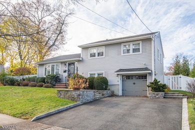 16 Hemlock St, Waldwick, NJ 07463 - photo 2