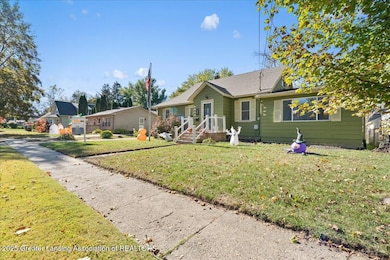 1947 Maple St, Holt, MI 48842 - photo 3