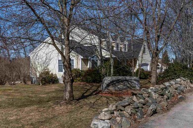 277 E Dunstable Rd, Nashua, NH 03062 - photo 4