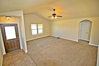 Home For Sale in Forsyth MO