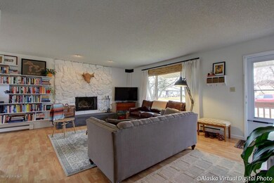 6043 E 22nd Ave (2)