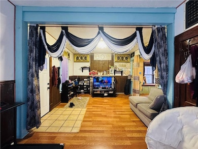 302 N Wheeling Ave, Kansas City, MO 64123 - photo 3